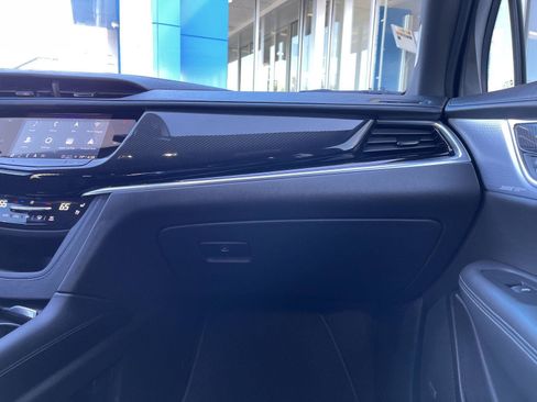 Used 2024 Cadillac XT6 Sport AWD/4WD image 36