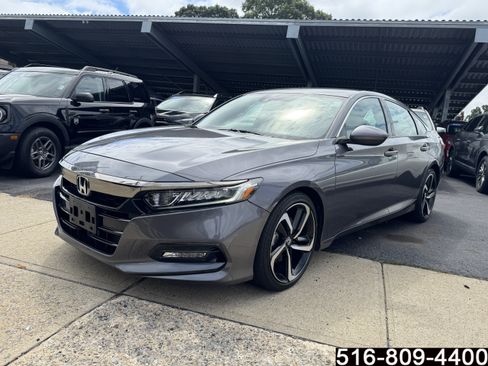 Used 2018 Honda Accord Sport image 8