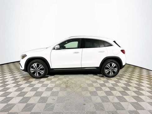 Certified 2025 Mercedes-Benz GLA 250 image 4