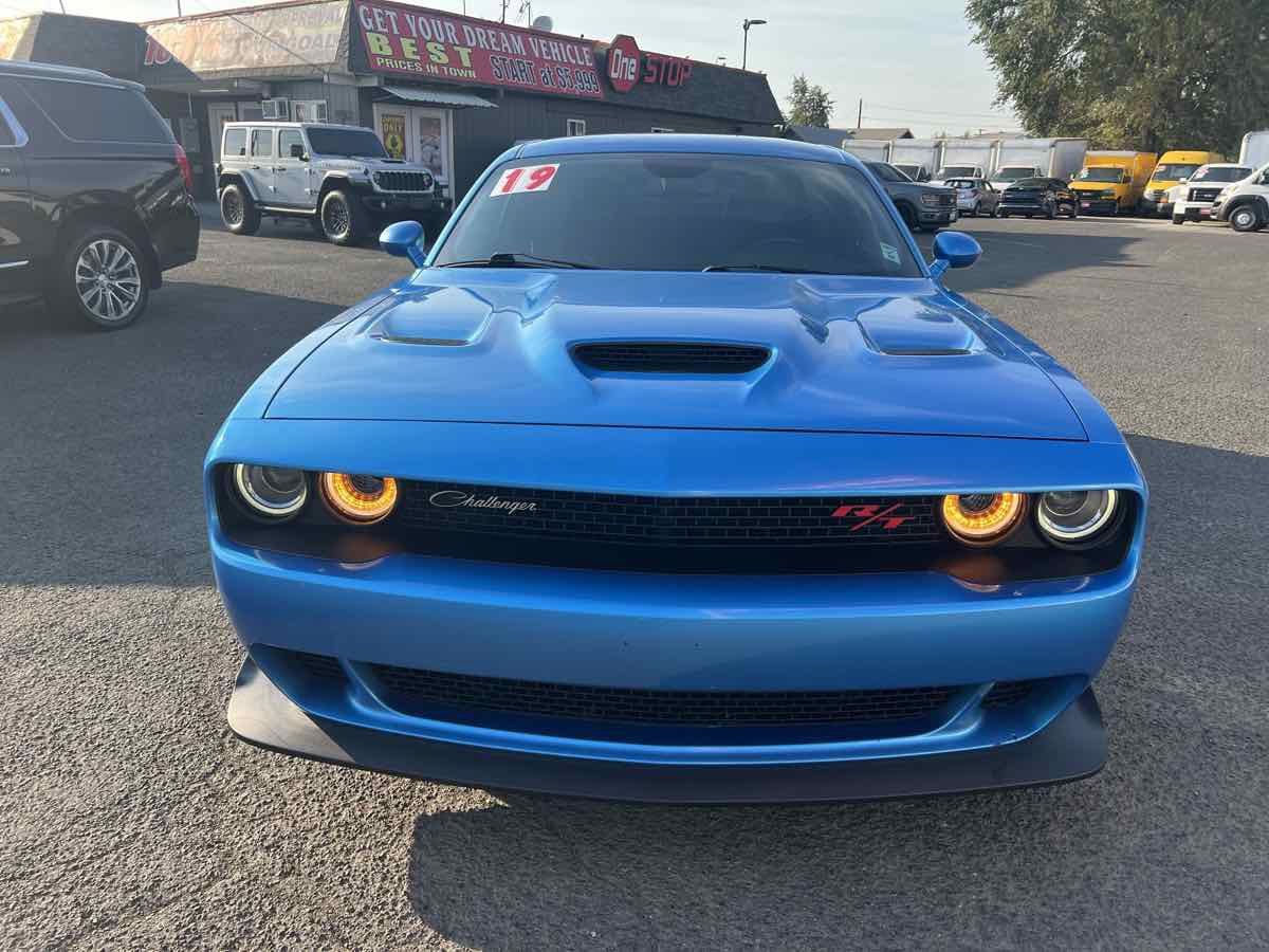 Used 2019 Dodge Challenger R/T Scat Pack RWD image 2