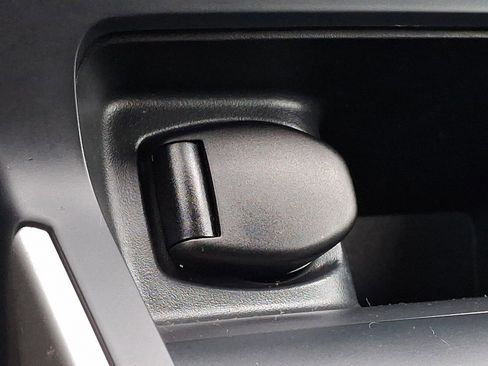 Used 2017 Nissan Sentra S w/ Protection Package image 21