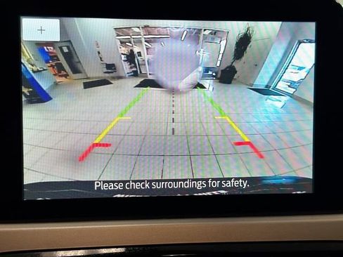 Used 2021 Ford Escape SE w/ Cold Weather Package image 11