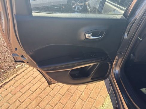 Used 2018 Jeep Compass Sport image 12