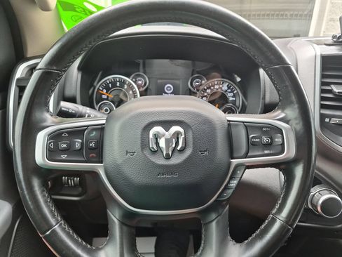 Used 2019 RAM 1500 Big Horn AWD/4WD image 14