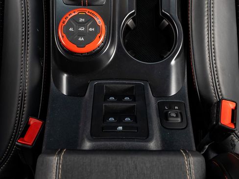 Used 2024 Ford Bronco Raptor image 28