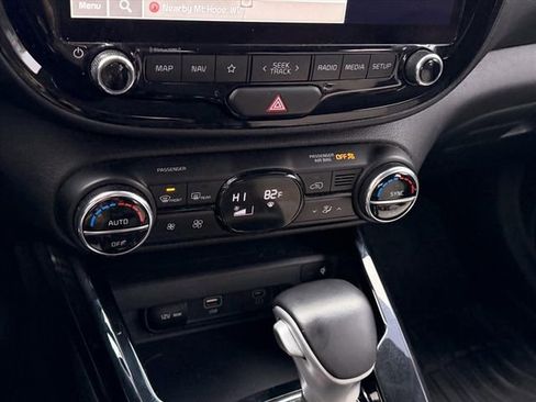 Certified 2023 Kia Soul GT-Line image 21