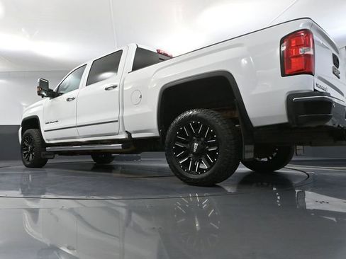 Used 2017 GMC Sierra 2500 Denali AWD/4WD image 53