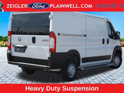 Used 2025 RAM ProMaster 2500 w/ U-Haul Equipment Group FWD image 5