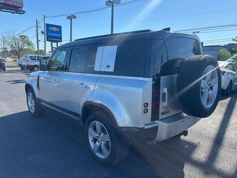 Used 2020 Land Rover Defender 110 First Edition AWD/4WD image 14