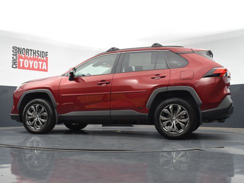 Used 2023 Toyota RAV4 XLE Premium image 29