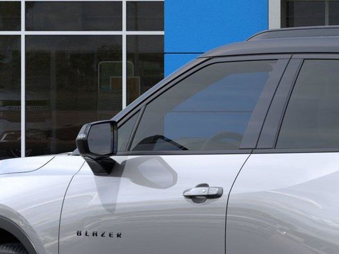 New 2026 Chevrolet Blazer LT w/ Midnight/Sport Edition AWD/4WD image 12
