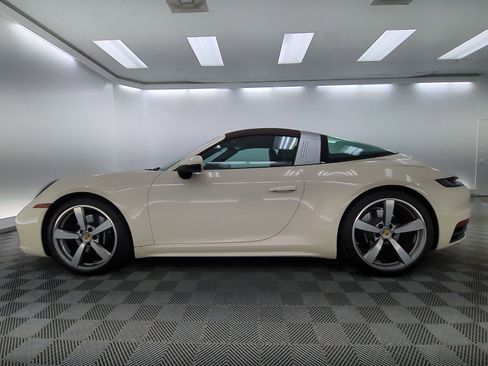 Certified 2023 Porsche 911 Targa 4S AWD/4WD image 2