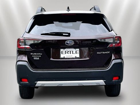 Certified 2023 Subaru Outback Limited AWD/4WD image 6