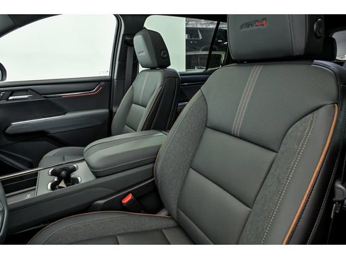 New 2026 GMC Acadia AT4 w/ Luxury Package AWD/4WD image 8