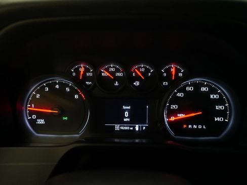 Used 2019 Chevrolet Silverado 1500 Custom Trail Boss w/ Custom Convenience Package image 2