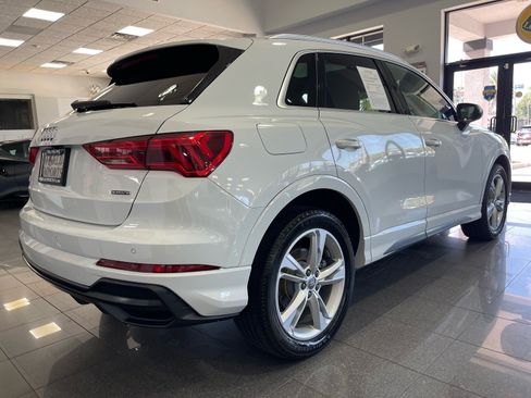 Used 2019 Audi Q3 2.0T Premium Plus w/ Premium Plus Package AWD/4WD image 5