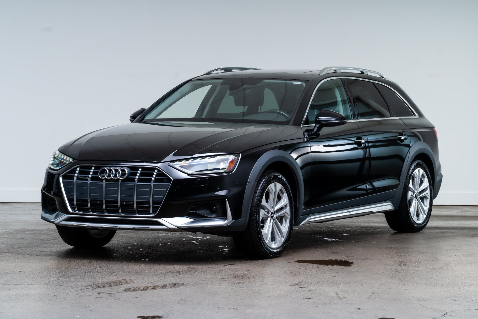 Used 2022 Audi A4 2.0T allroad Premium Plus AWD/4WD image 3
