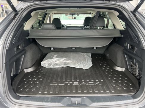 Used 2022 Subaru Outback Onyx Edition XT image 35