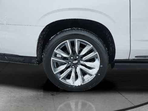 Used 2023 Cadillac Escalade ESV Sport w/ Touring Package image 28