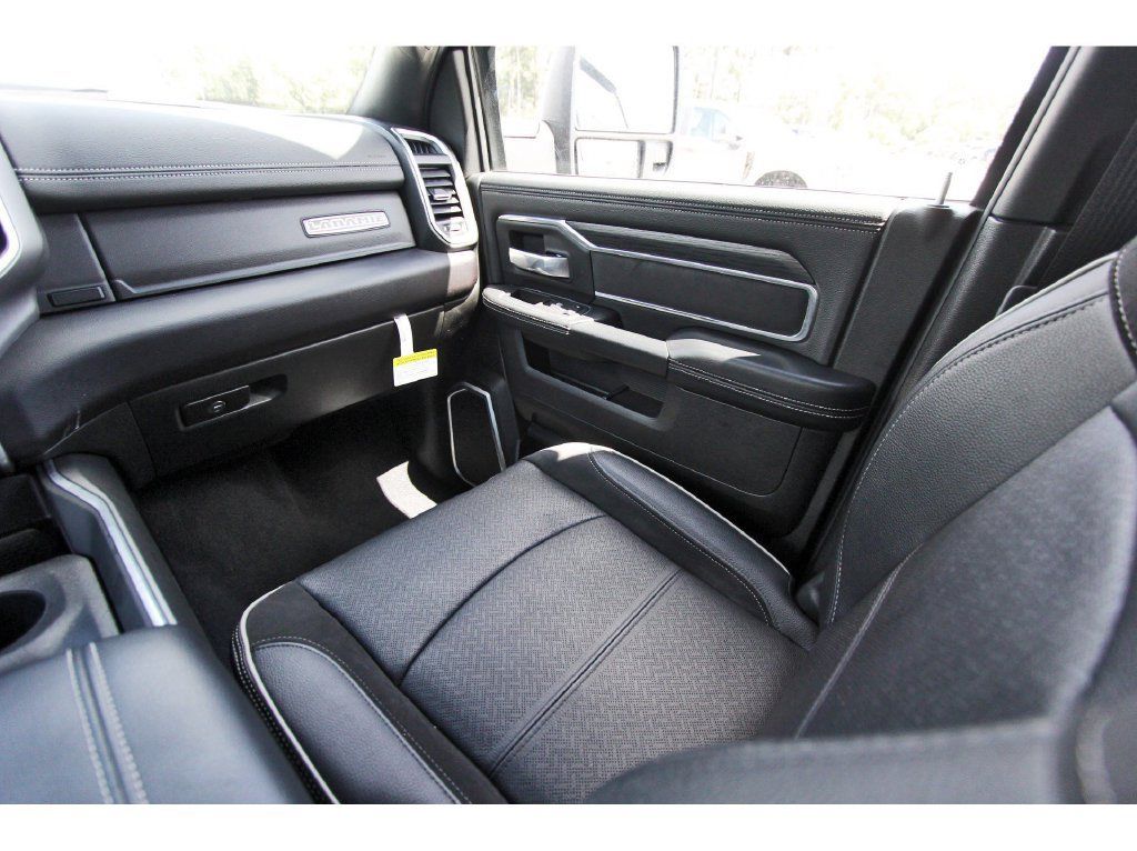 Used 2024 RAM 2500 Laramie w/ Night Edition AWD/4WD image 11