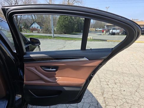 Used 2011 BMW 535i xDrive Sedan image 10