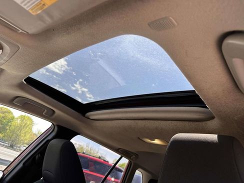 Used 2022 Toyota Corolla Cross LE w/ Moonroof Package AWD/4WD image 12
