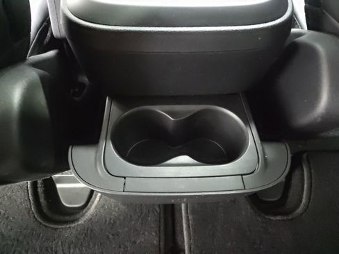 Used 2025 Chrysler Pacifica Select FWD image 28