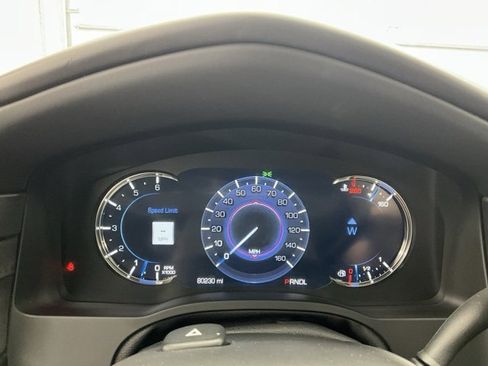 Used 2020 Cadillac Escalade ESV Platinum image 11