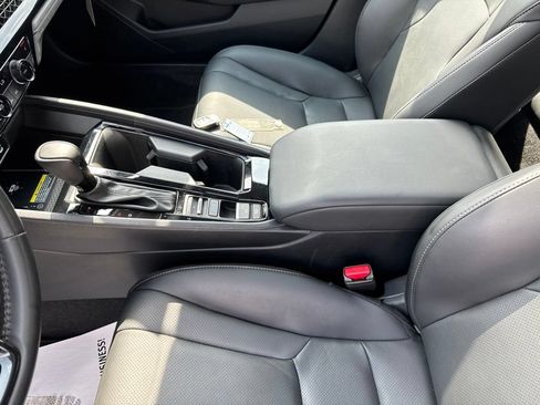 Used 2025 Honda Accord EX-L image 27