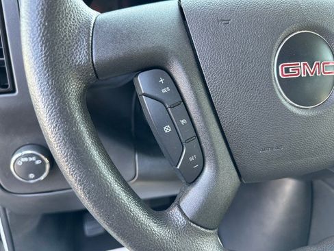 Used 2020 GMC Savana 2500 w/ Driver Convenience Package RWD image 20