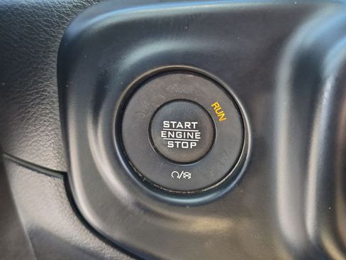 Used 2020 Jeep Gladiator Rubicon AWD/4WD image 19
