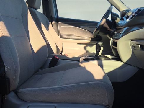 Used 2019 Honda Pilot LX image 13