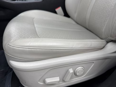 Used 2021 Kia Sorento S w/ Panoramic Sunroof Package FWD image 33