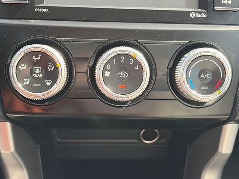Used 2017 Subaru Forester 2.5i w/ Popular Package #2A AWD/4WD image 48