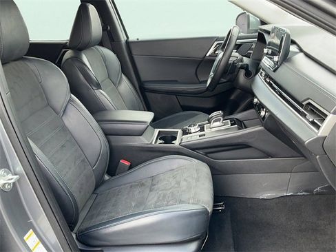 Used 2024 Mitsubishi Outlander SE image 19