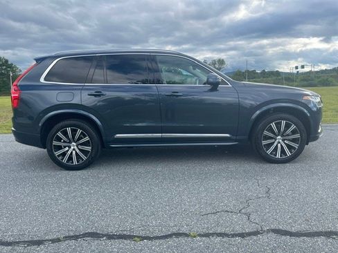 Used 2024 Volvo XC90 B5 Core w/ Protection Package Premier AWD/4WD image 5
