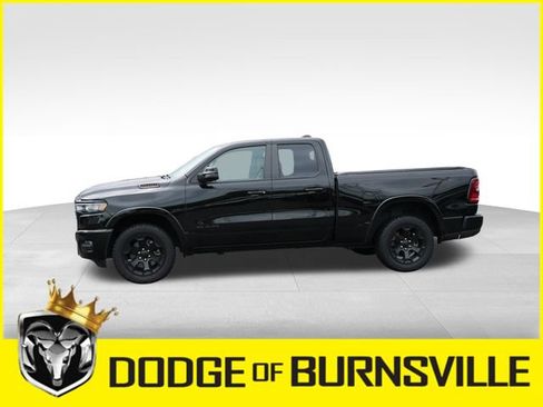 Used 2025 RAM 1500 Big Horn AWD/4WD image 4