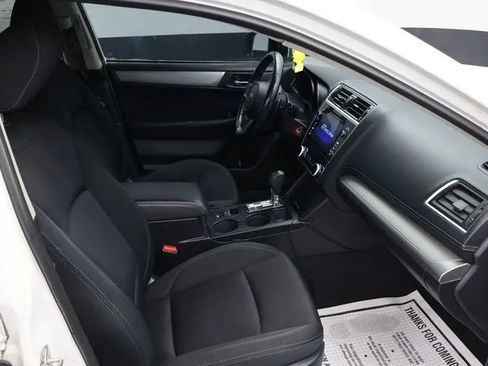 Used 2019 Subaru Legacy 2.5i Premium AWD/4WD image 17
