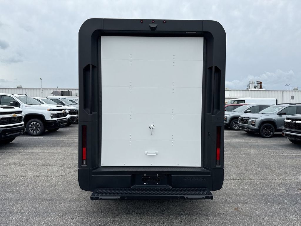 Used 2024 Chevrolet Brightdrop 600 w/ Battery Pack, Max Range AWD/4WD image 4