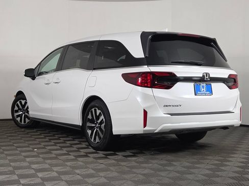 Used 2026 Honda Odyssey EX-L image 8