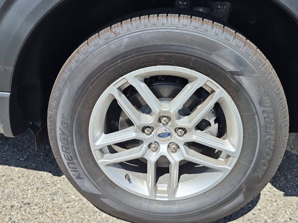 New 2026 Ford Explorer Active w/ Active Comfort Package RWD image 14