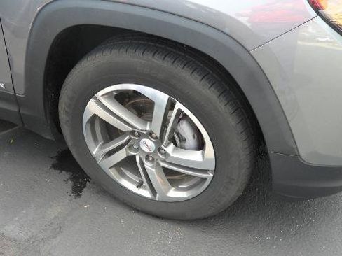 Used 2021 GMC Terrain SLT FWD image 9