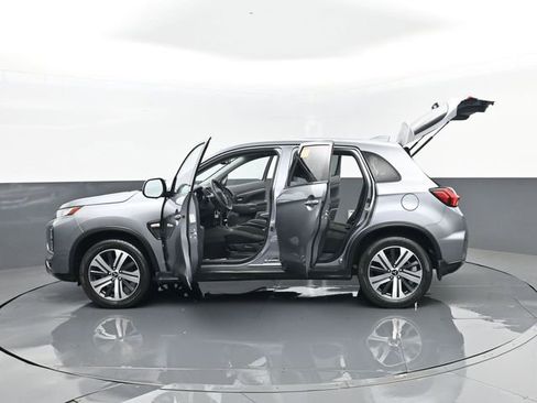 Used 2023 Mitsubishi Outlander Sport ES image 29