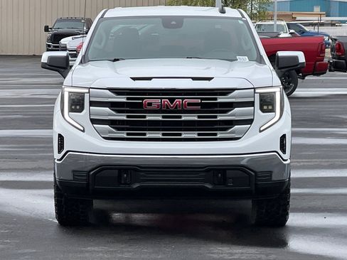 Used 2023 GMC Sierra 1500 SLE AWD/4WD image 9