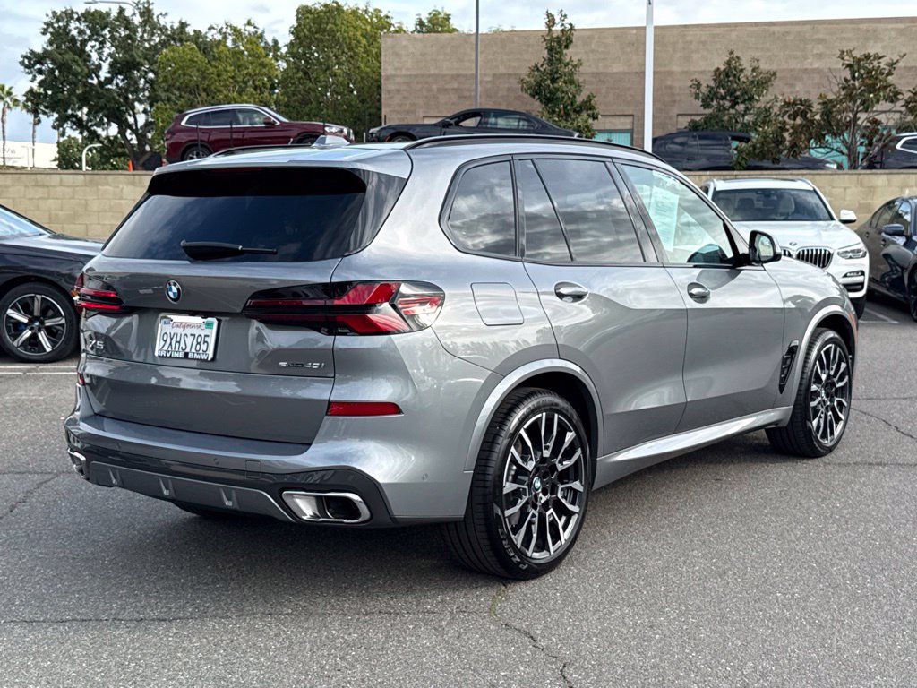 Used 2026 BMW X5 sDrive40i w/ M Sport Package RWD image 8