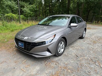 Certified 2023 Hyundai Elantra SE