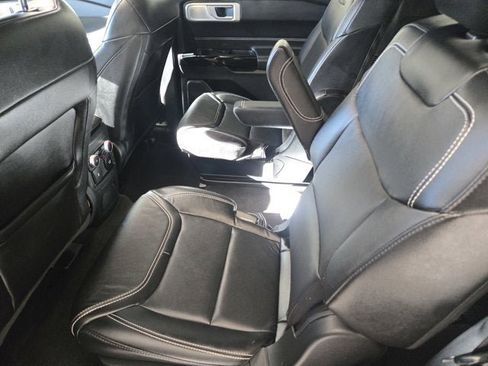 Used 2023 Ford Explorer ST w/ Equipment Group 401A image 19