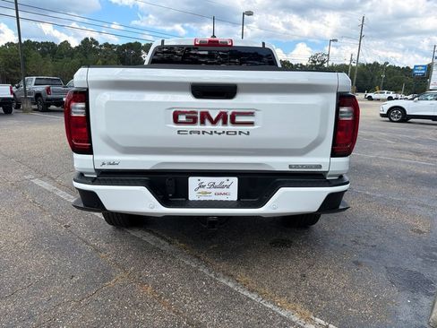 New 2026 GMC Canyon Elevation RWD image 4