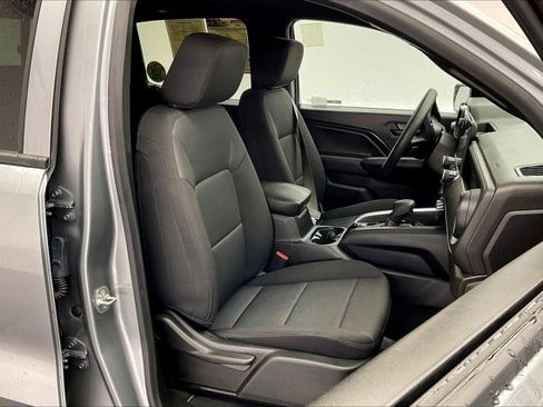 Used 2024 Chevrolet Colorado W/T w/ WT Convenience Package II image 6