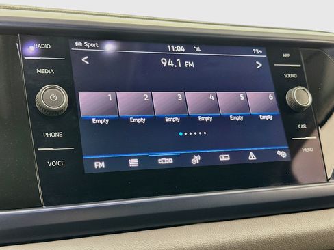 Used 2022 Volkswagen Taos SE w/ Panoramic Sunroof Package AWD/4WD image 14